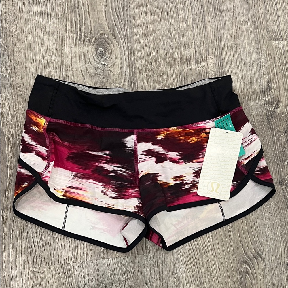 NEW Lululemon Speed Shorts Pigment Wind Berry Rumble